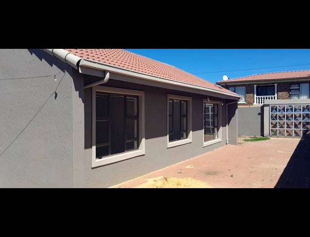 3 BEDROOM HOUSE FOR SALE IN PIMVILLE